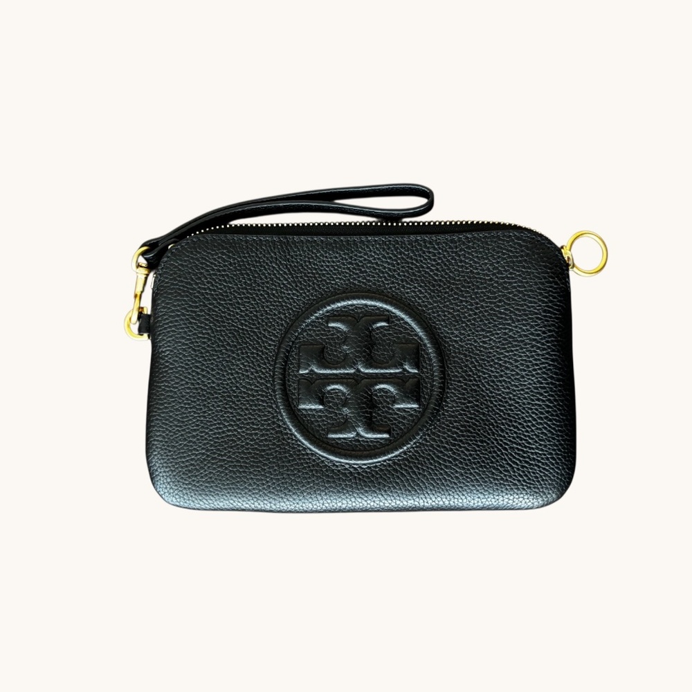 Tory Burch Perry Bombe Wristlet- Black Pebbled Leather